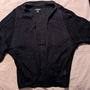 Short sleeve cropped cardigan